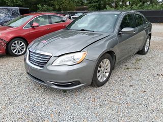 2013 Chrysler 200 Touring - Exterior Front Left Corner Image